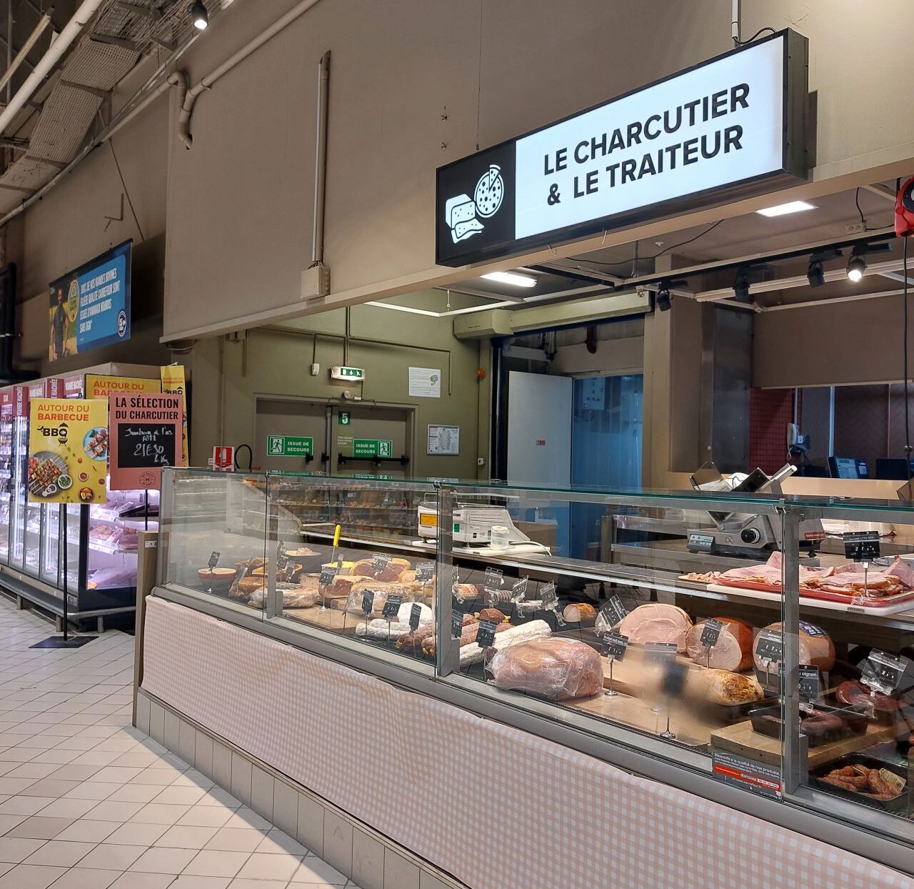 carrefour bercy 2 – nouveuaté rayon charcuterie traiteur – groupe yabe – groupe franchisé carrefour